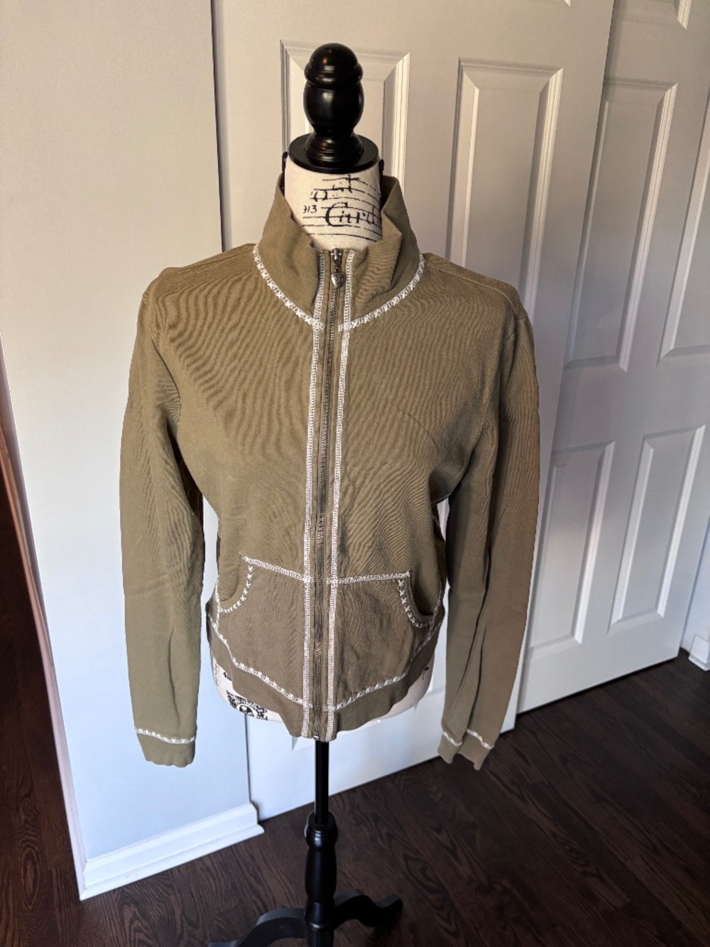 Sweet Juliet zip up hoodie